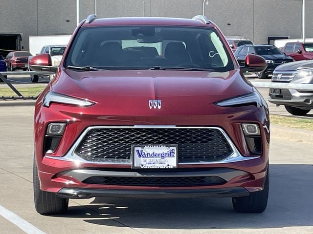 Used 2024 Buick Encore GX Avenir w/ Avenir Convenience Package FWD image 8