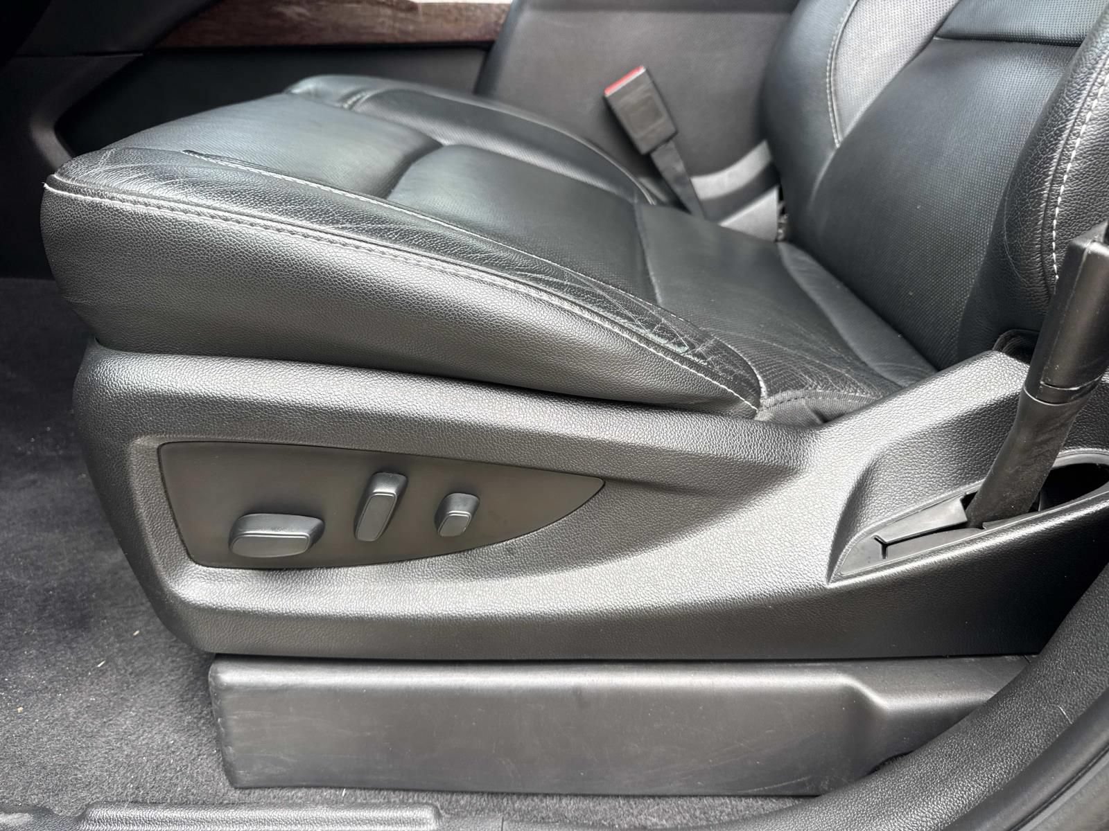 Used 2020 GMC Yukon XL SLT AWD/4WD image 20