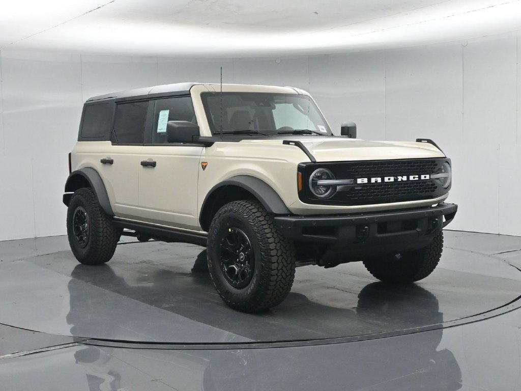 New 2026 Ford Bronco Badlands w/ Wildtrak Package AWD/4WD image 56