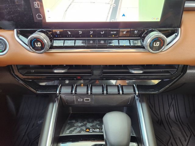 Certified 2024 GMC Canyon AT4 w/ AT4 Premium Package image 18