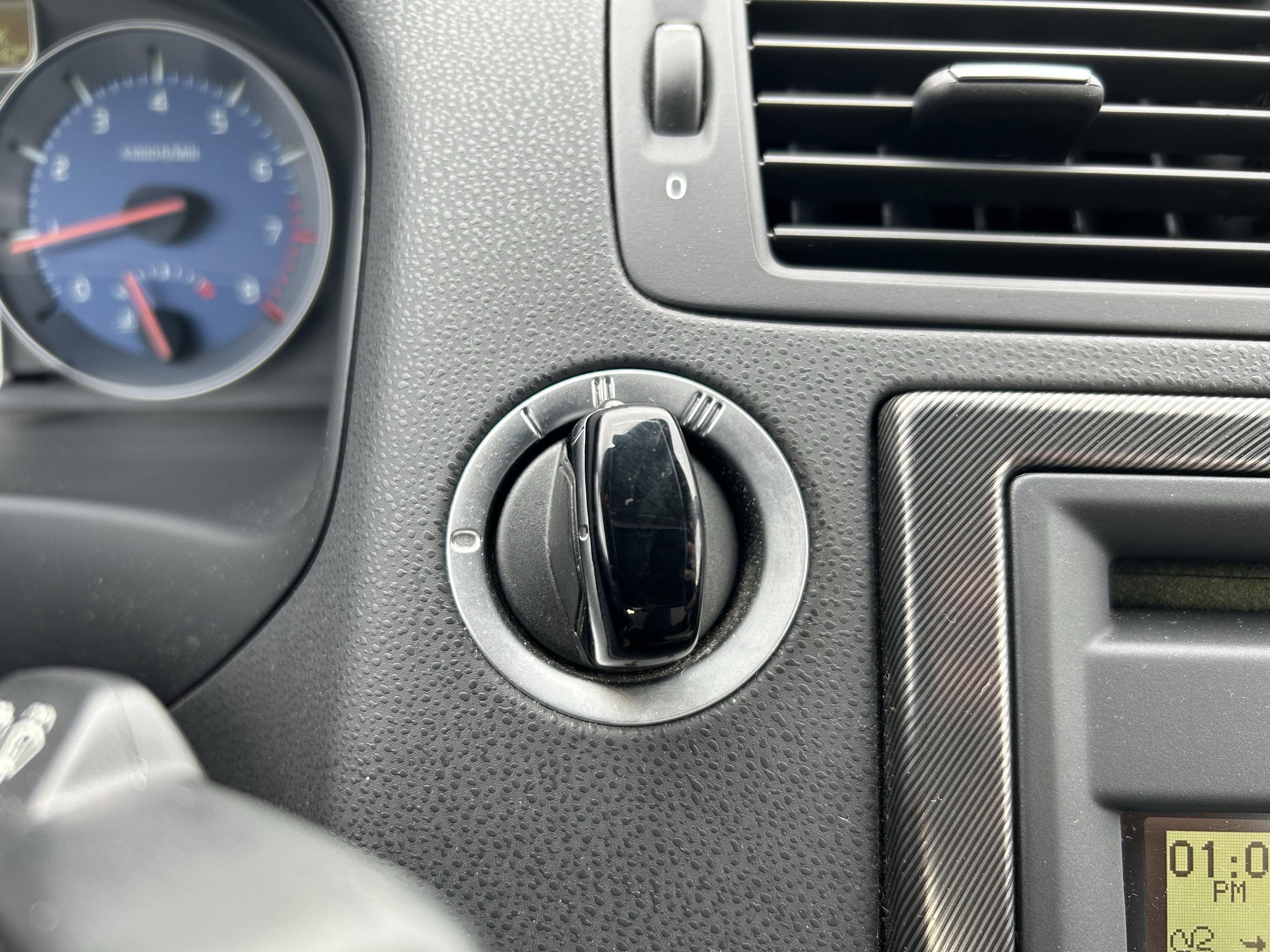 Used 2013 Volvo C30 image 12