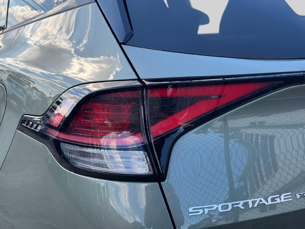 Used 2024 Kia Sportage X-Pro AWD/4WD image 9