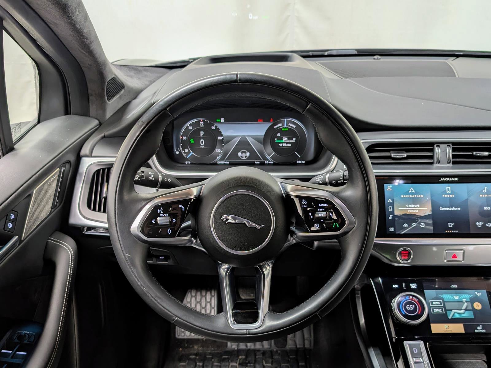 Used 2024 Jaguar I-PACE R-Dynamic HSE image 33