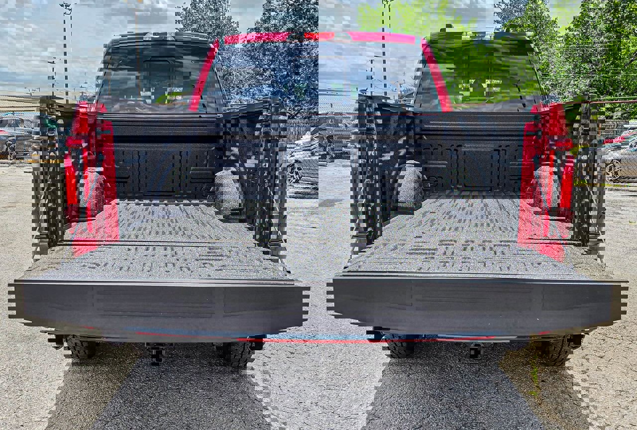 Used 2025 Ford F150 Lariat w/ Equipment Group 501A Mid AWD/4WD image 7