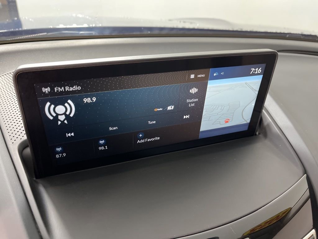 Certified 2025 Acura RDX SH-AWD w/ Advance Package image 30