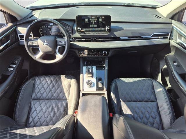Used 2022 Mitsubishi Outlander SEL AWD/4WD image 16