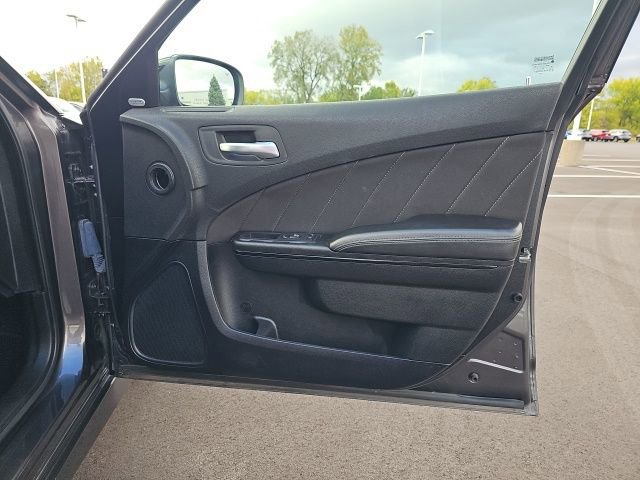 Used 2023 Dodge Charger GT w/ Blacktop Package image 29