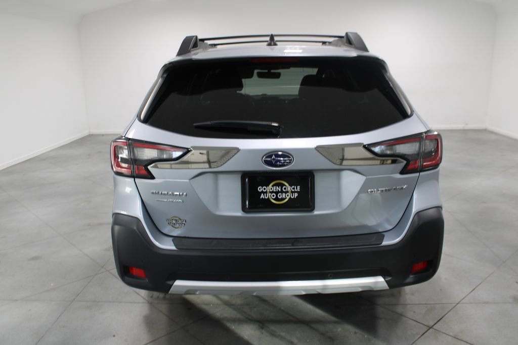 Used 2023 Subaru Outback Limited image 8