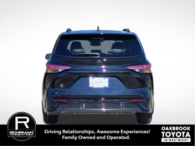 New 2026 Toyota Sienna XSE AWD/4WD image 6