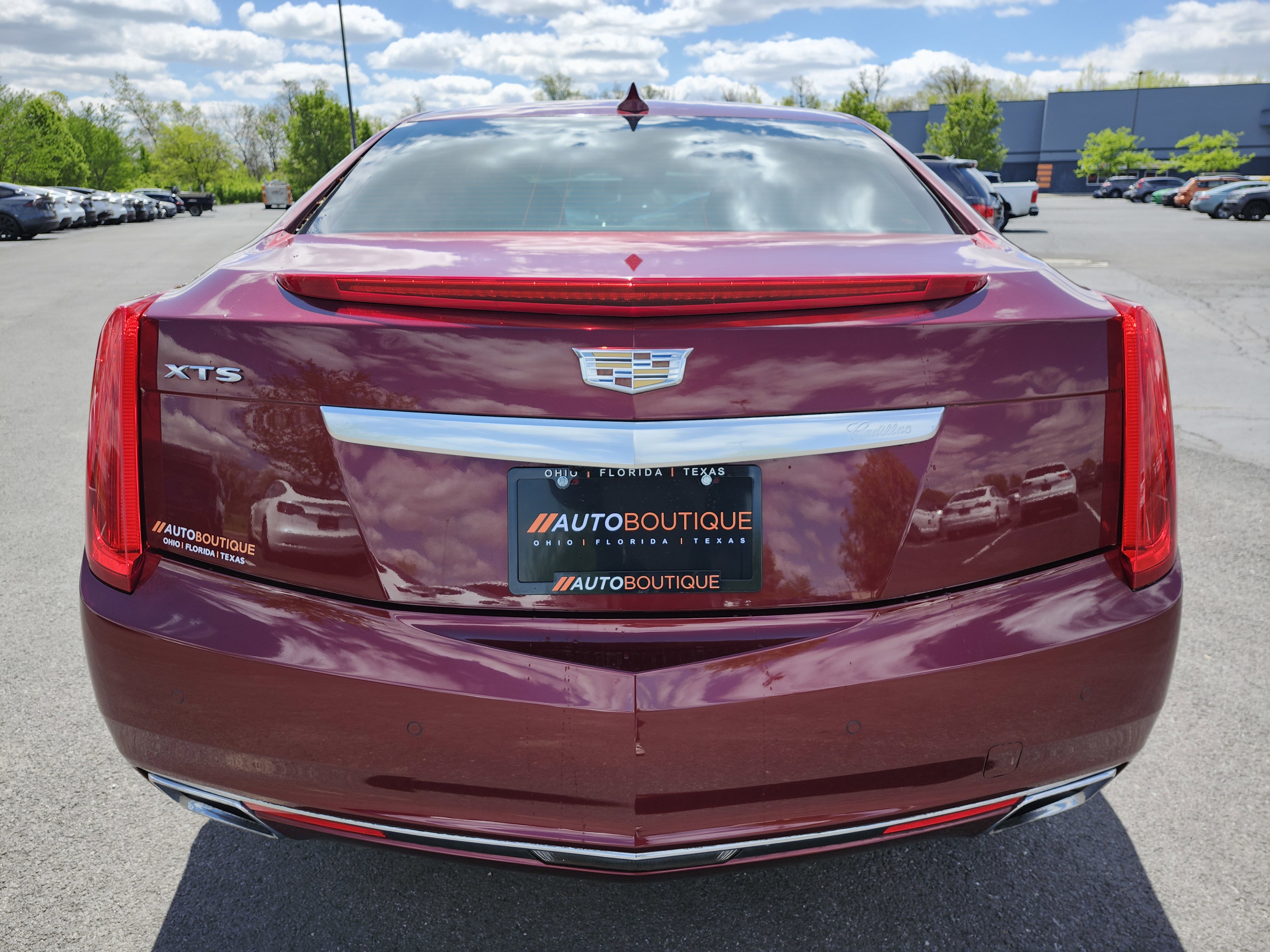 Used 2017 Cadillac XTS Luxury w/ Driver Awareness Package image 17