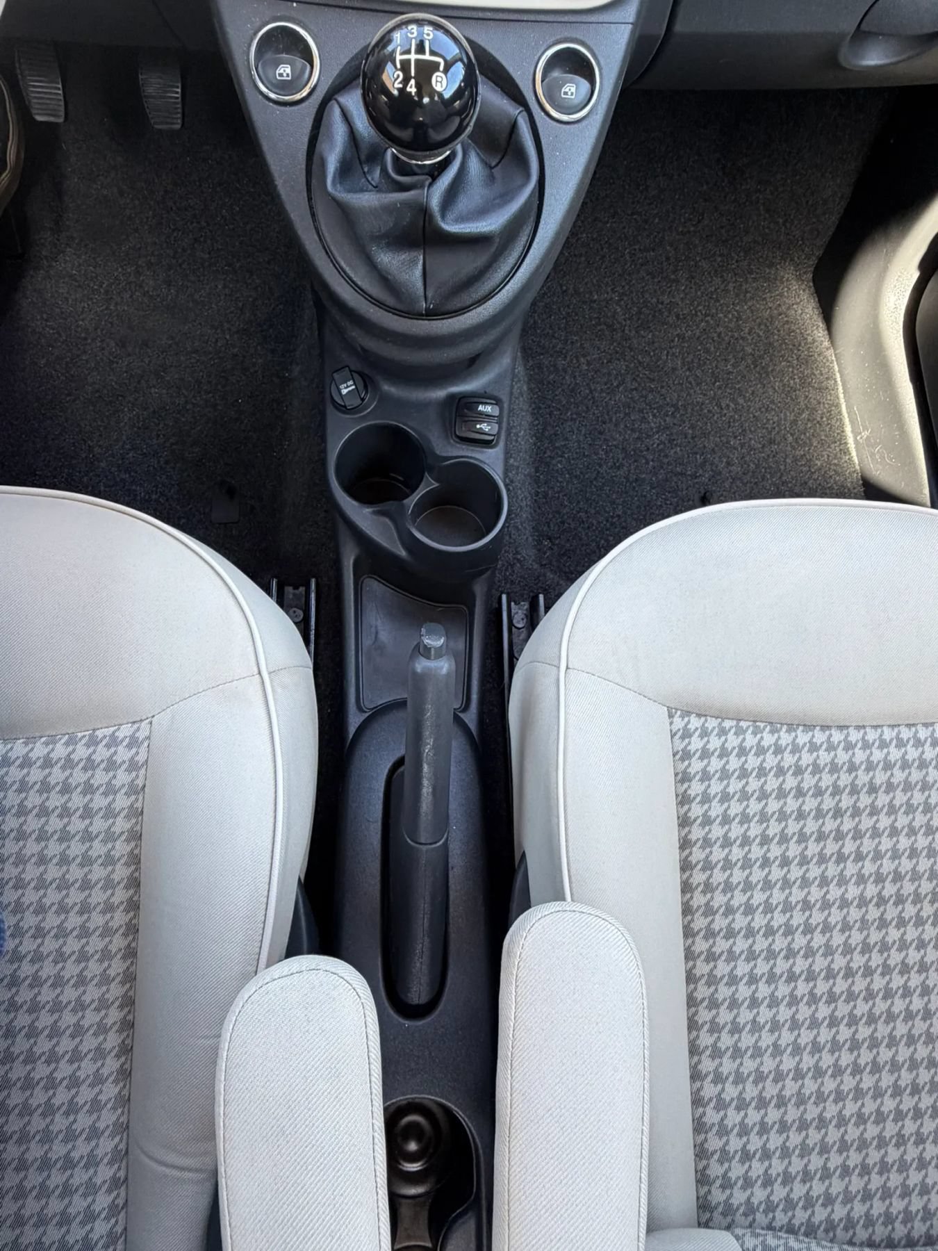 Used 2017 FIAT 500 Pop FWD image 26