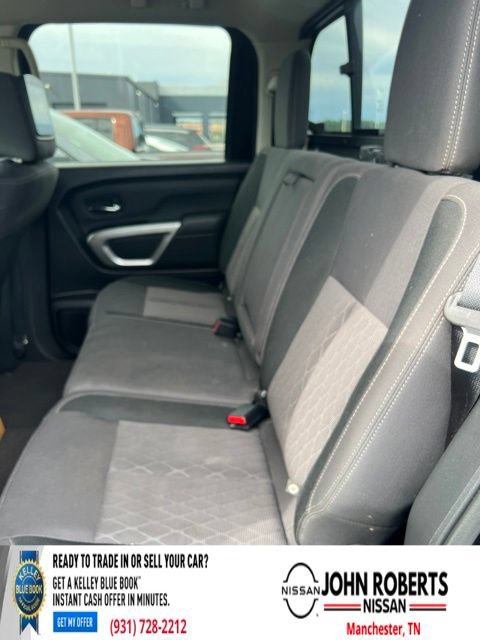 Used 2024 Nissan Titan SV RWD image 16
