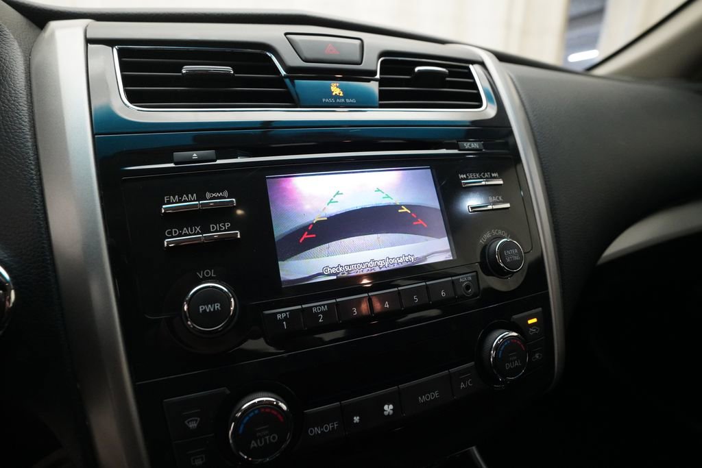 Used 2013 Nissan Altima 2.5 SV FWD image 19
