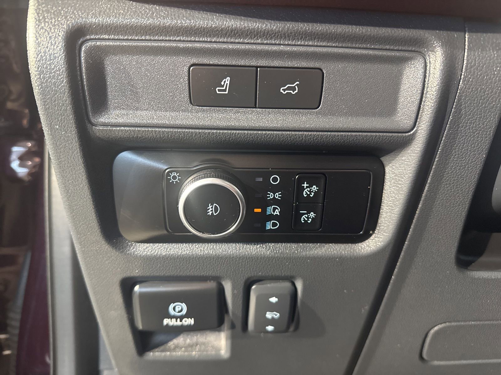 Used 2024 Ford Expedition Max Limited image 27