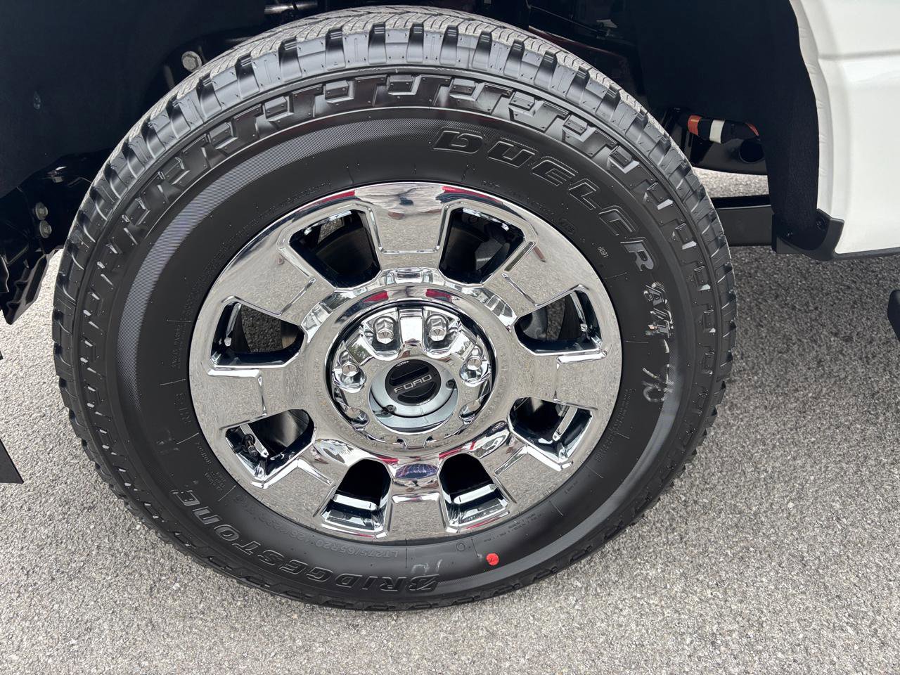 New 2026 Ford F250 Lariat w/ Chrome Package image 9