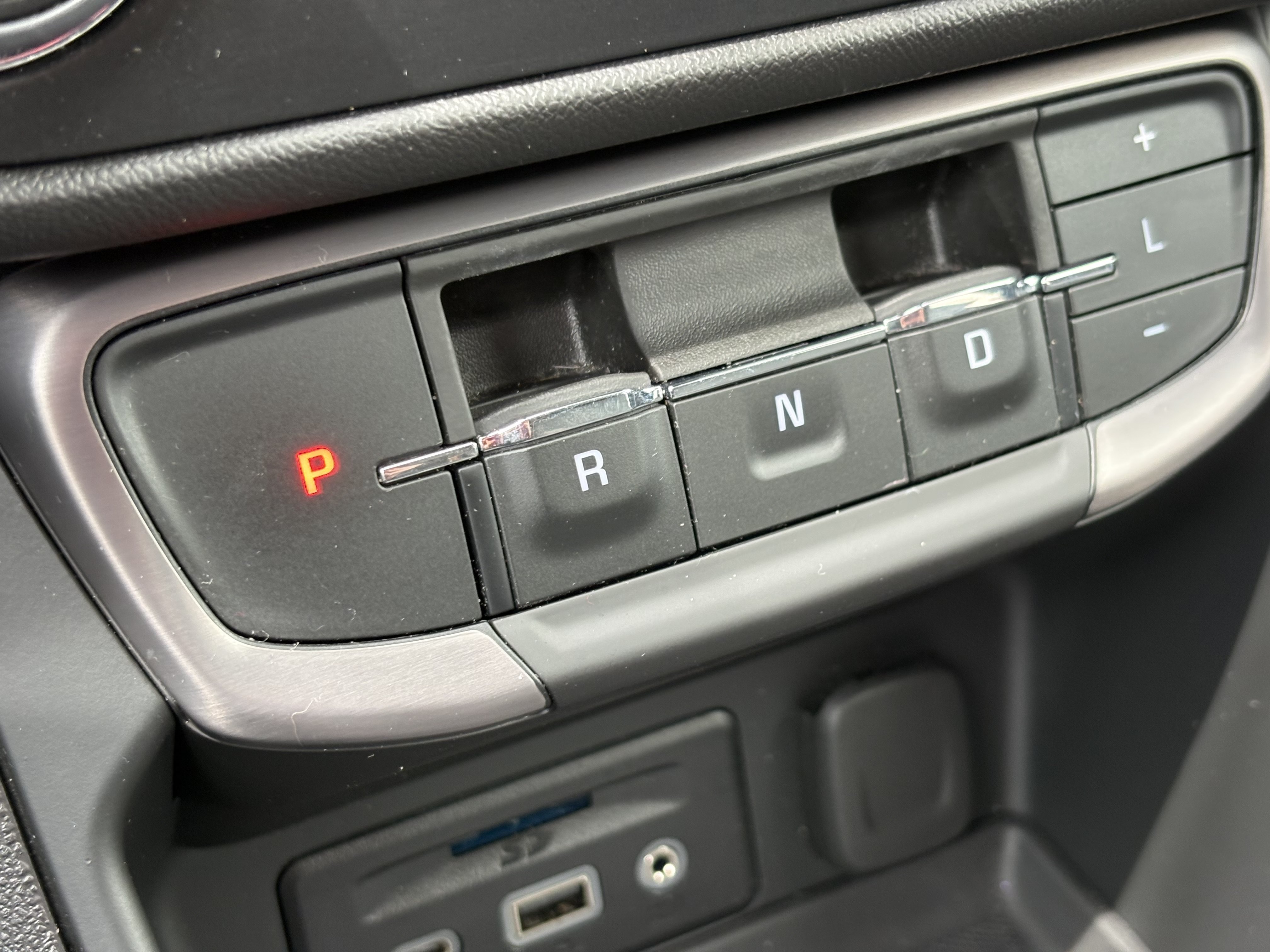 Used 2023 GMC Terrain AT4 AWD/4WD image 24