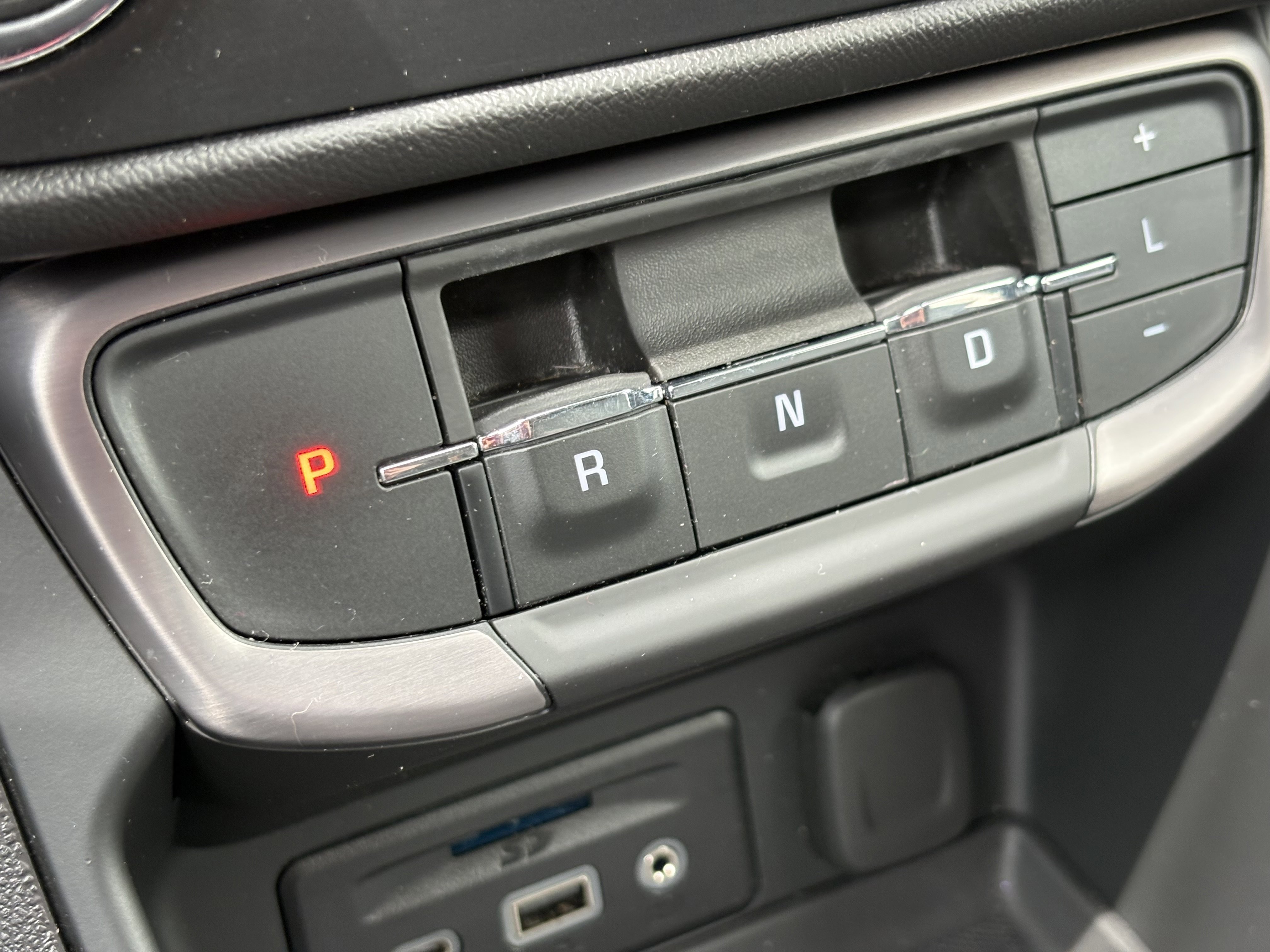 Used 2023 GMC Terrain AT4 AWD/4WD image 24