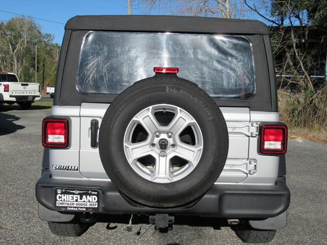 Used 2023 Jeep Wrangler Sport S image 6