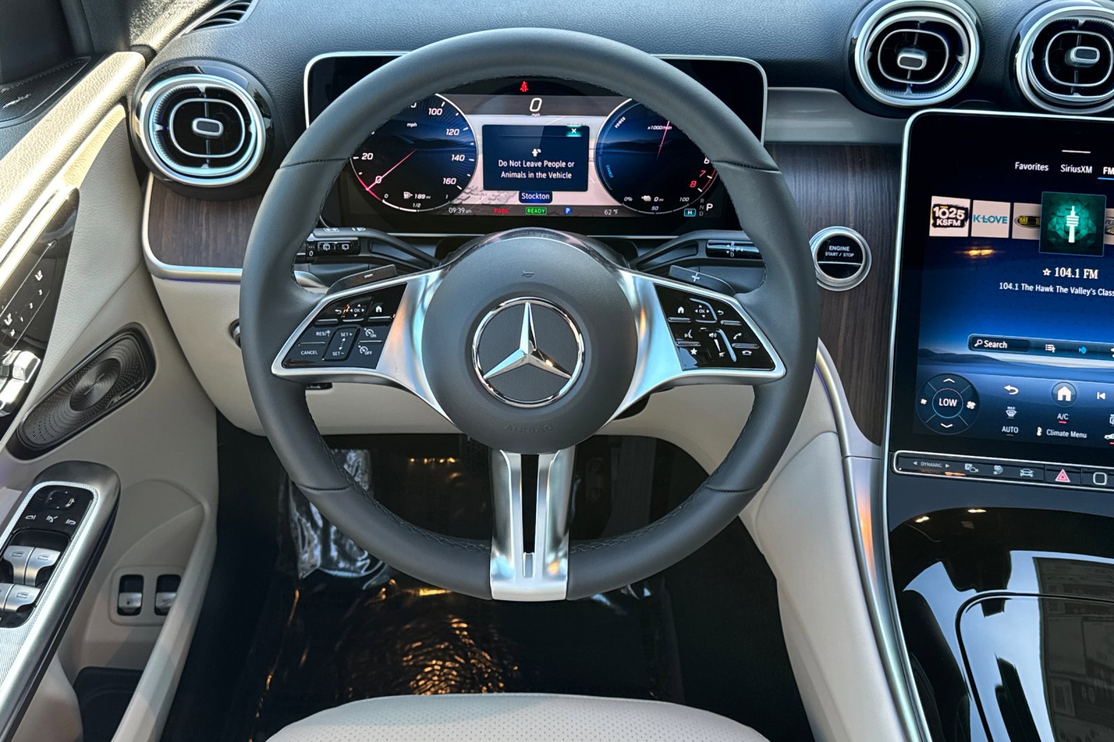 New 2026 Mercedes-Benz GLC 350e 4MATIC image 14