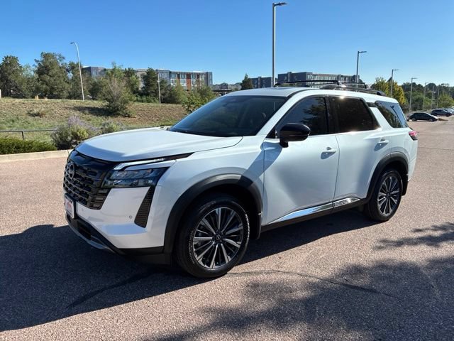 New 2026 Nissan Pathfinder Platinum AWD/4WD image 3