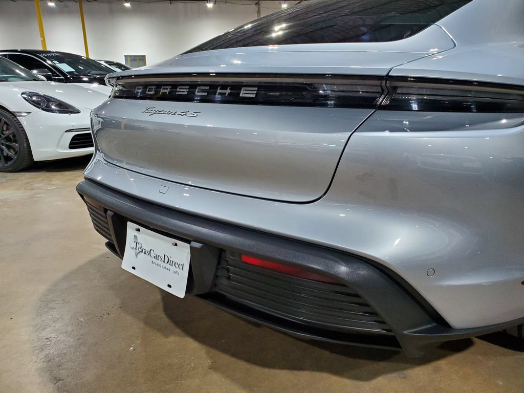 Used 2021 Porsche Taycan 4S AWD/4WD image 40