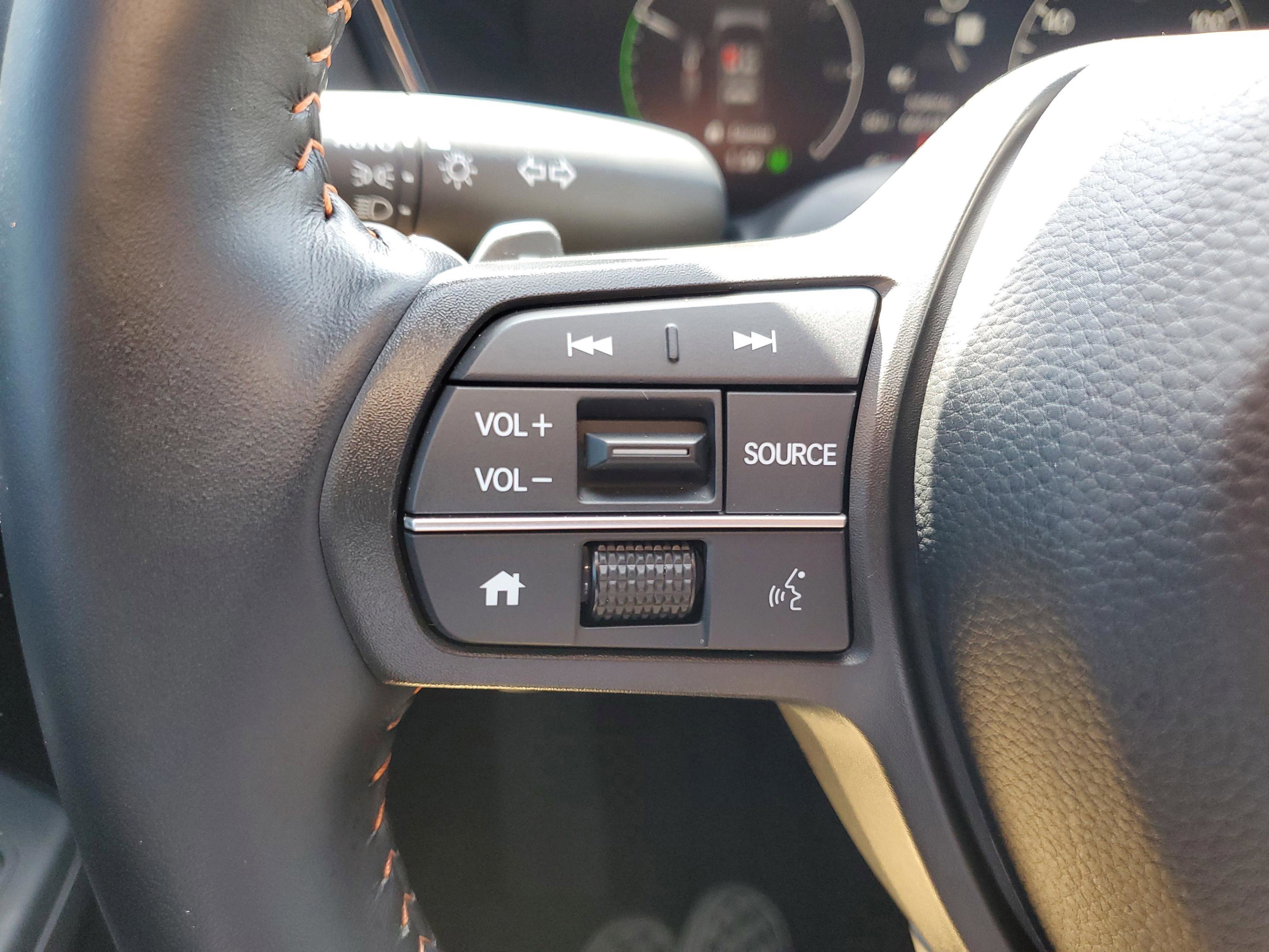 Certified 2025 Honda CR-V Sport image 11