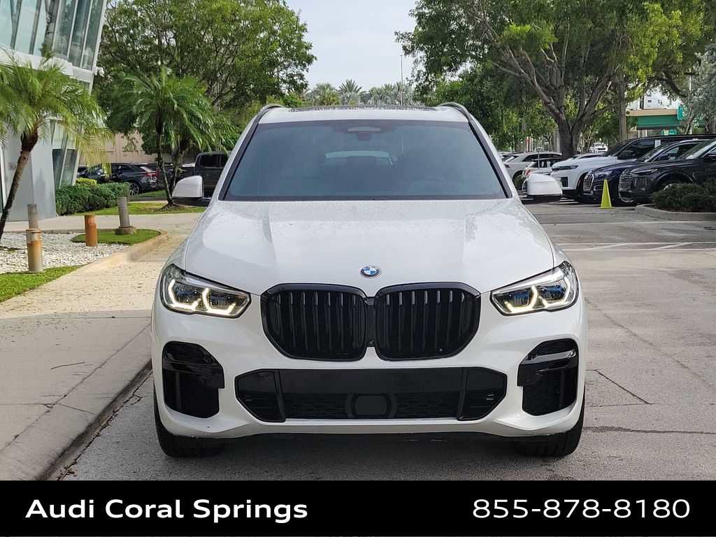 Used 2022 BMW X5 sDrive40i w/ M Sport Package RWD image 14