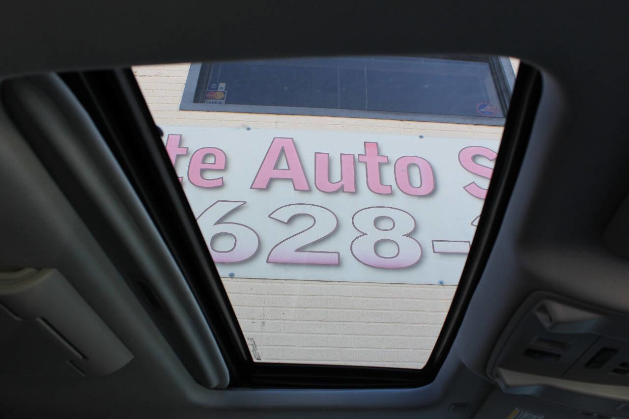 Used 2016 Chevrolet Tahoe LTZ image 22