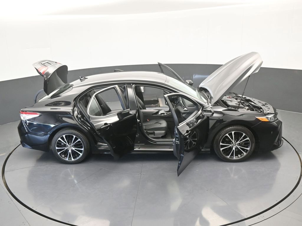 Used 2020 Toyota Camry SE image 63