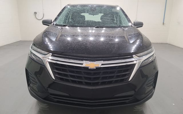 Used 2023 Chevrolet Equinox LS FWD image 3