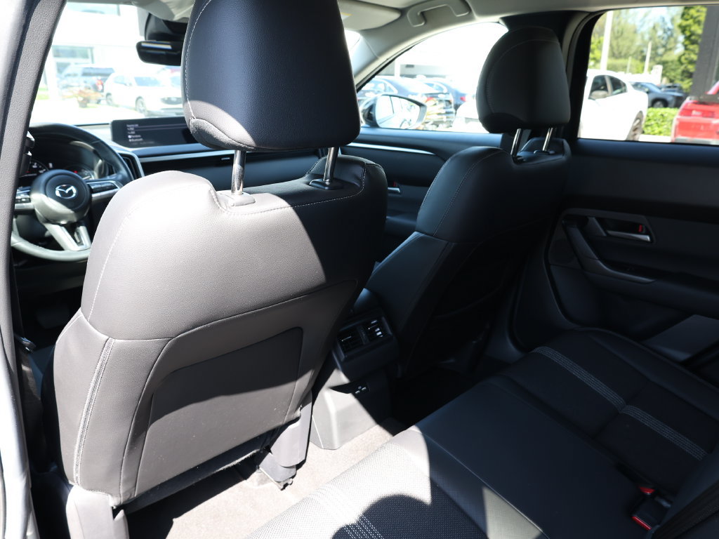 Certified 2024 MAZDA CX-50 AWD 2.5 S w/ Preferred Package image 18