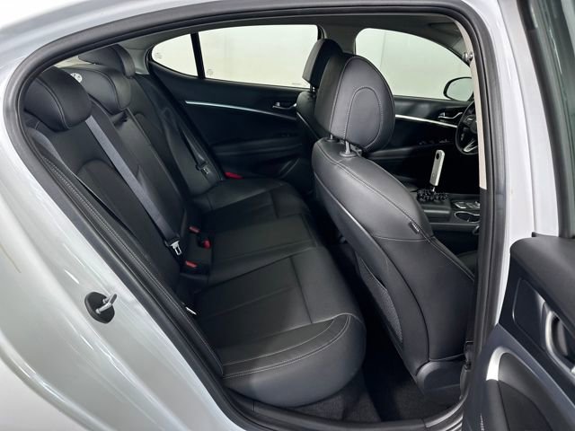 Used 2020 Genesis G70 2.0T image 27