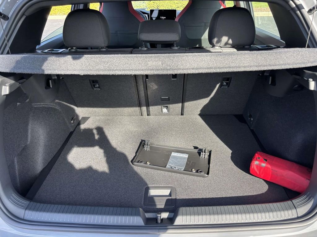 New 2026 Volkswagen GTI S image 9