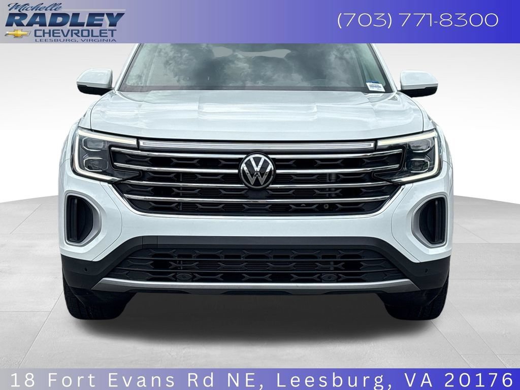Used 2025 Volkswagen Atlas SE AWD/4WD image 9