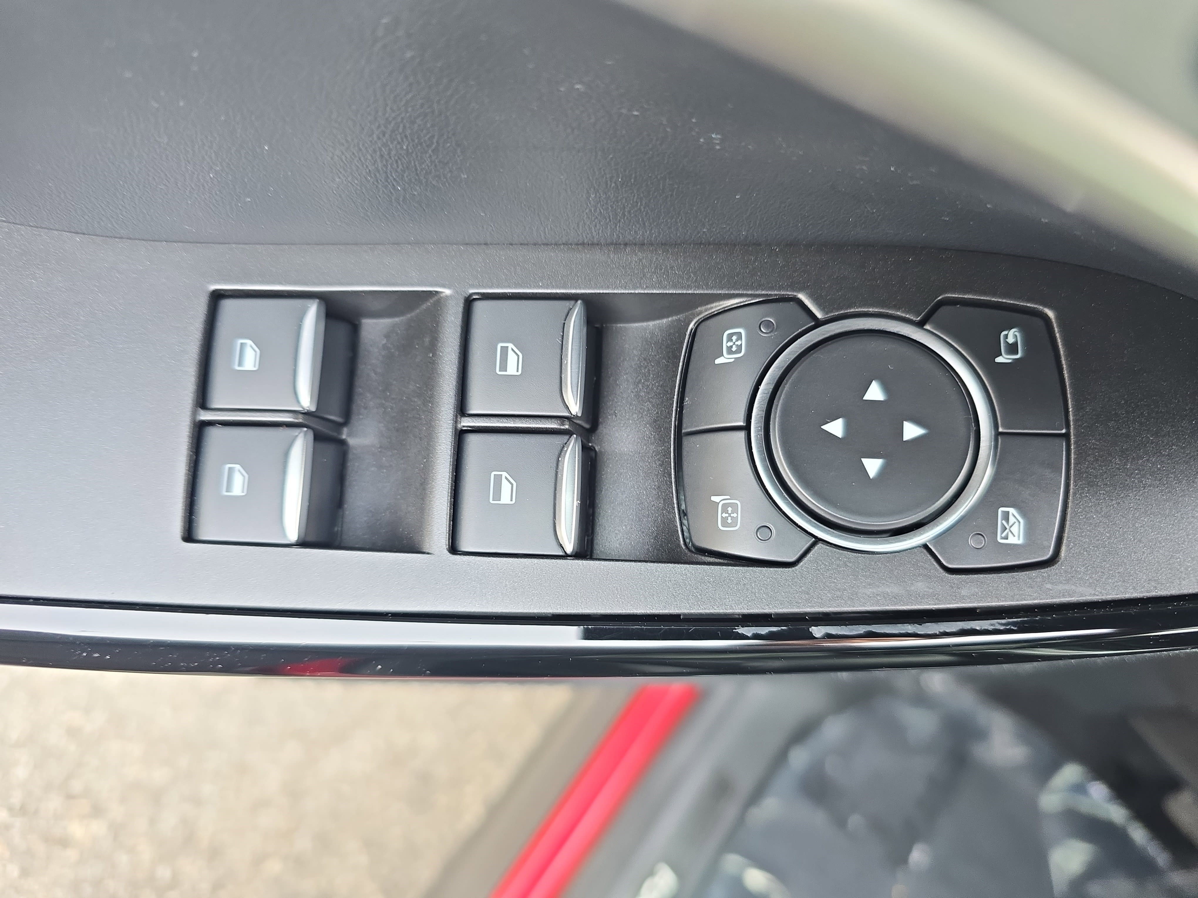 Used 2022 Ford Explorer ST w/ Equipment Group 401A image 26