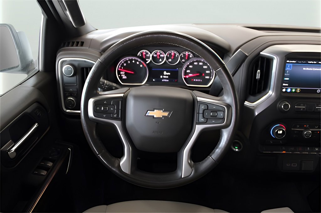 Used 2021 Chevrolet Silverado 1500 LT image 16