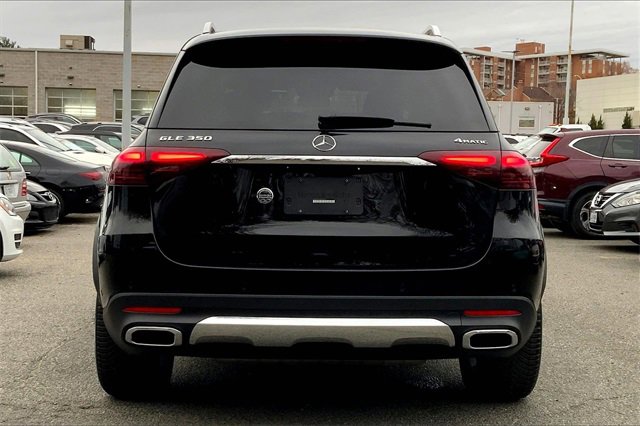 Used 2025 Mercedes-Benz GLE 350 4MATIC image 3