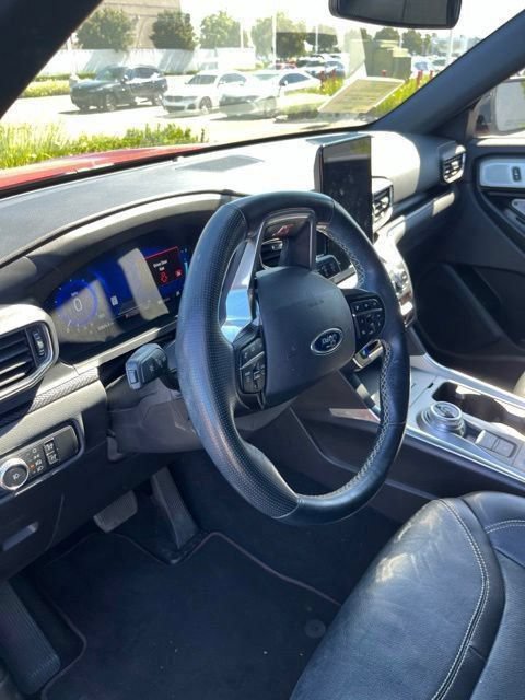 Used 2020 Ford Explorer ST w/ Premium Technology Package AWD/4WD image 14