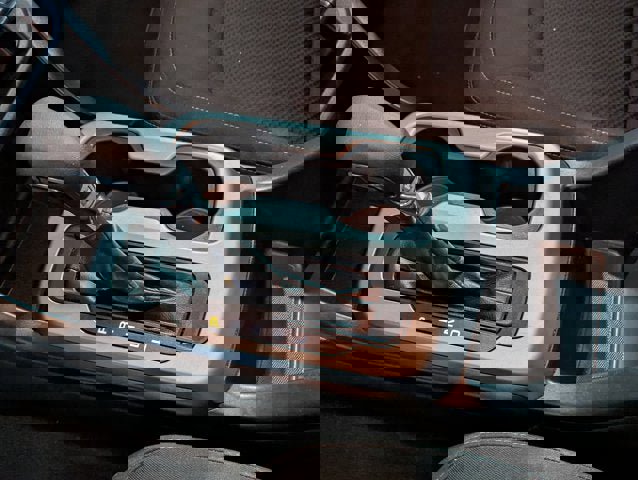 Used 2022 Chevrolet Colorado LT w/ LT Convenience Package image 37