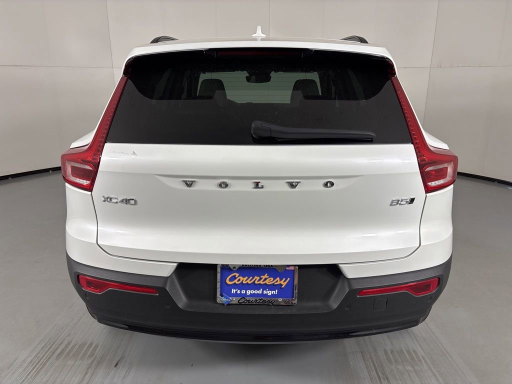 Used 2024 Volvo XC40 B5 Ultimate w/ Protection Package image 7