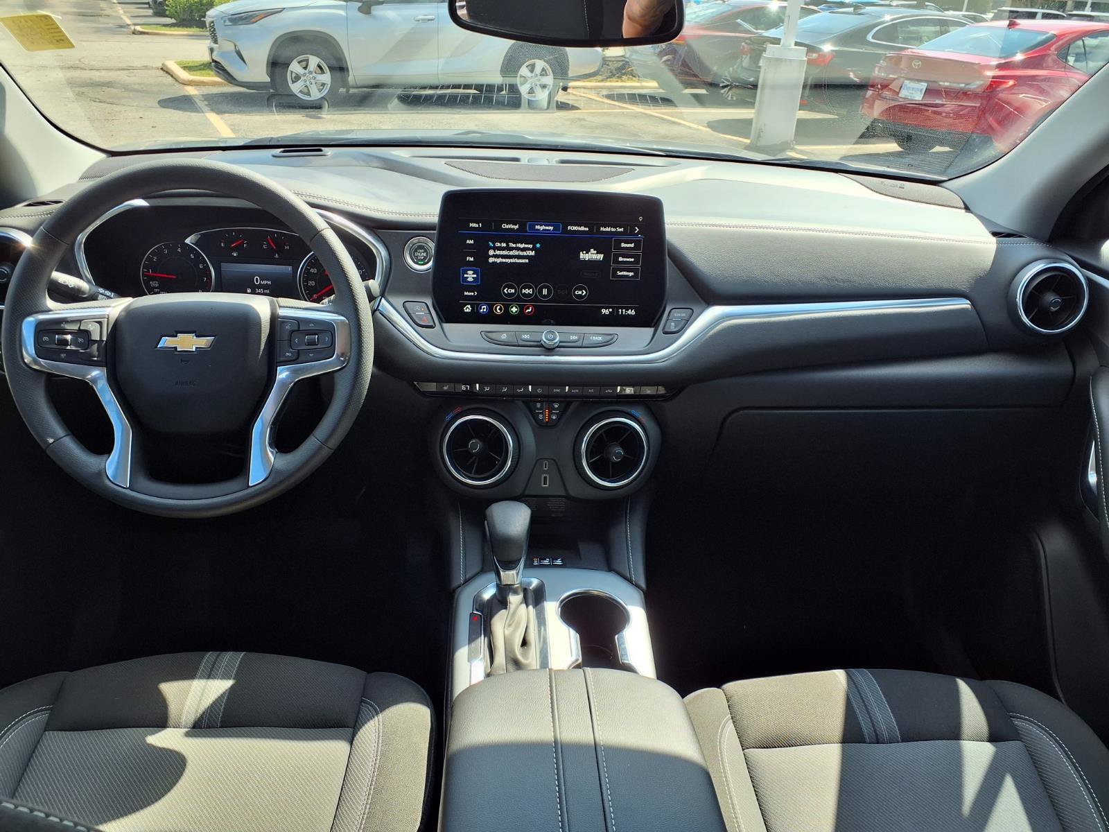 Used 2023 Chevrolet Blazer LT w/ Convenience Package FWD image 3