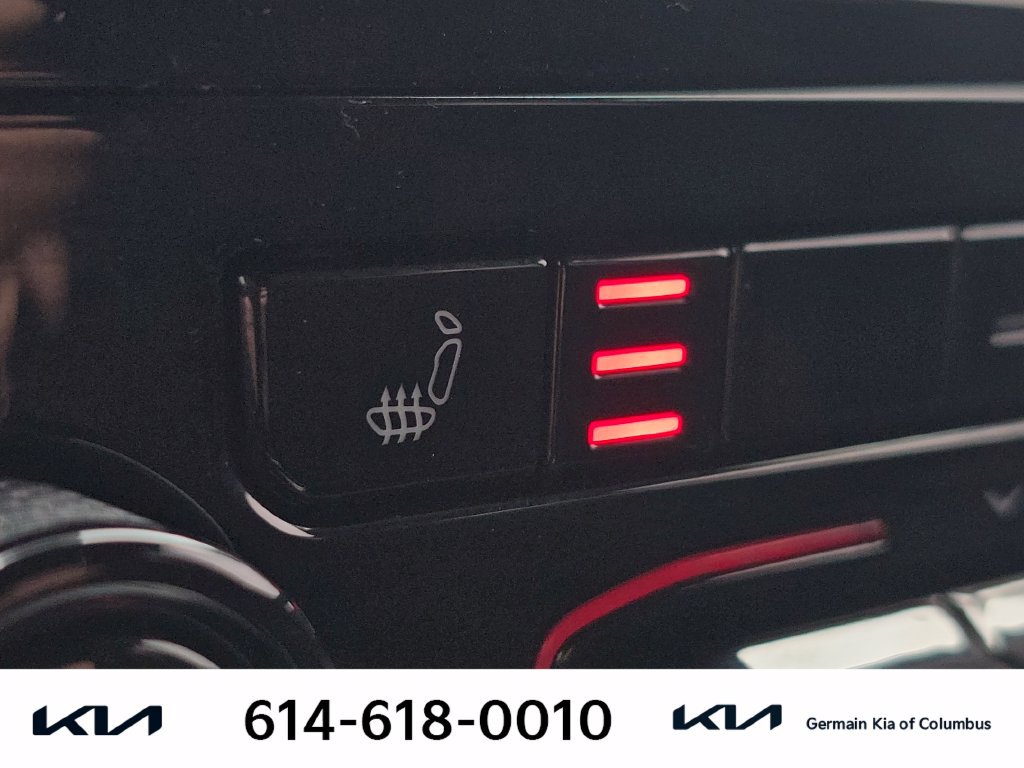 Used 2023 Jeep Grand Cherokee Laredo w/ Luxury Tech Group I AWD/4WD image 29