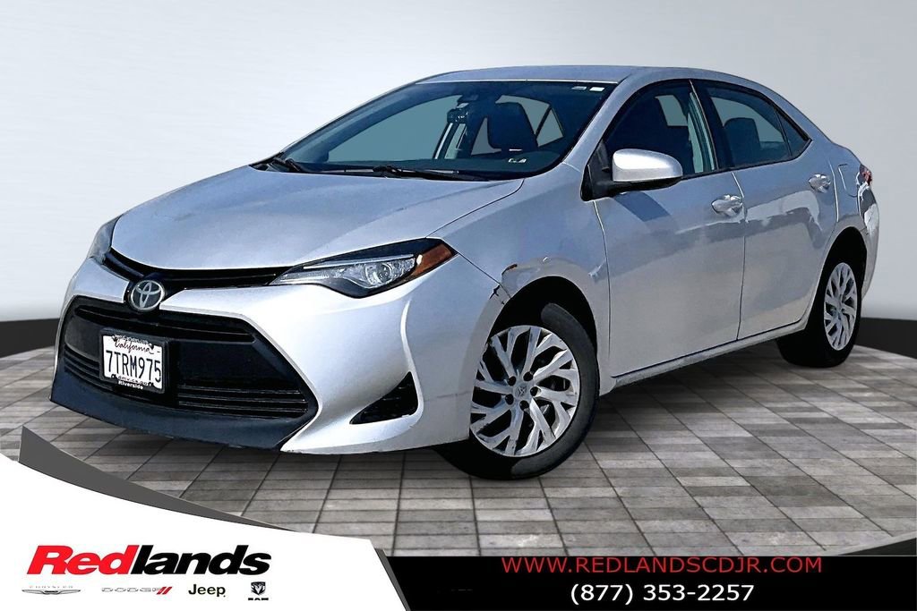 Used 2017 Toyota Corolla XSE FWD image 1