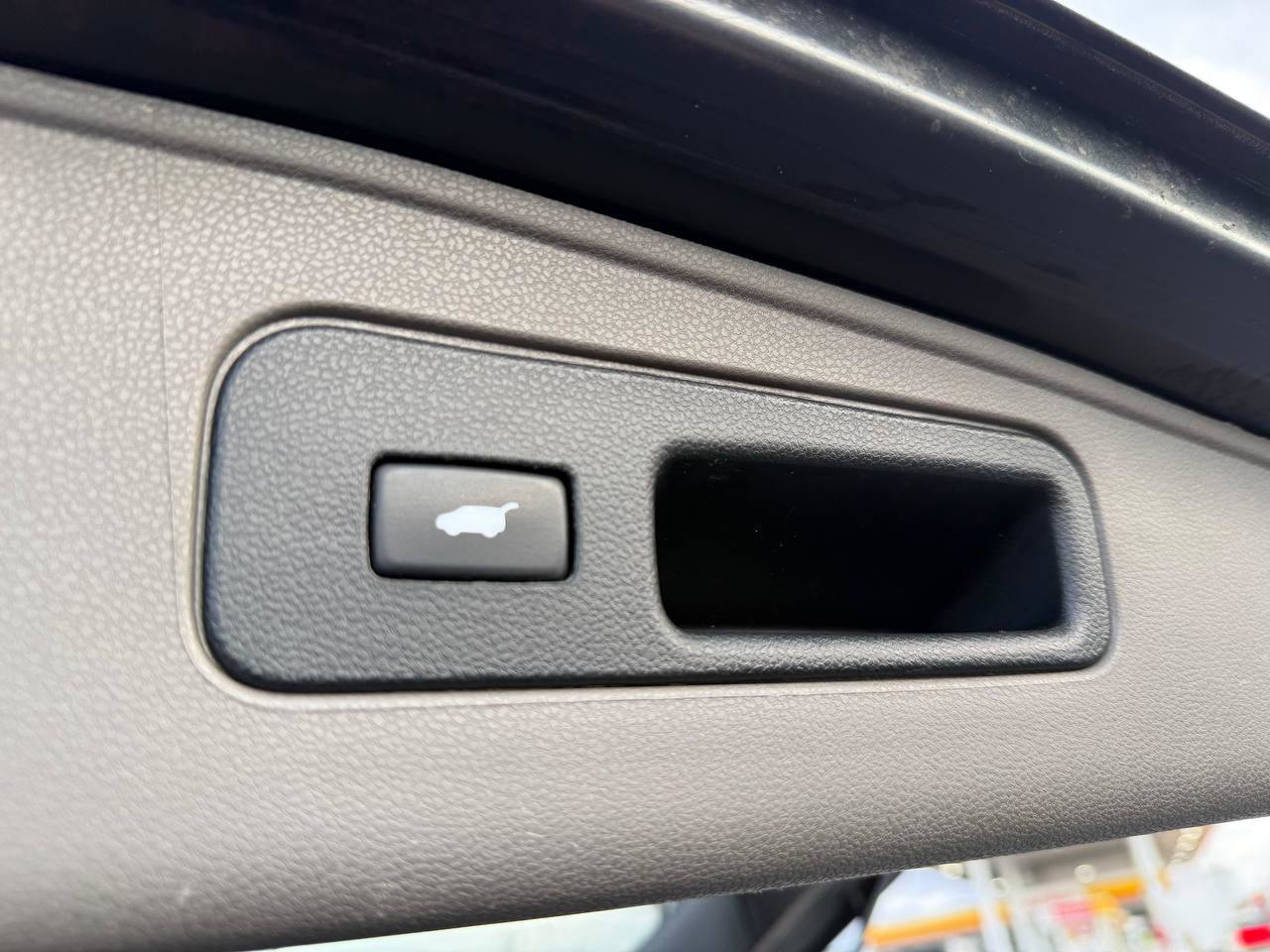 Used 2012 Honda Odyssey Touring image 28