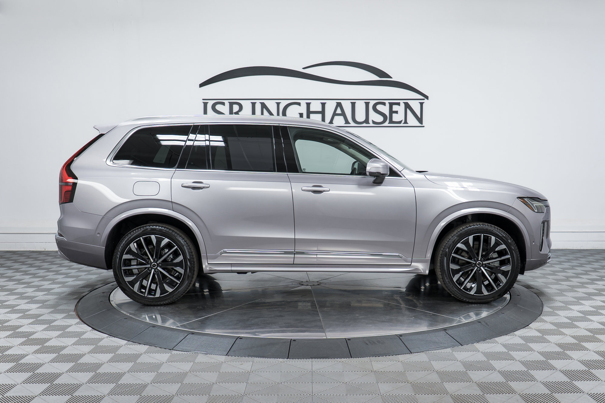 New 2026 Volvo XC90 B5 Ultra w/ Protection Package image 4