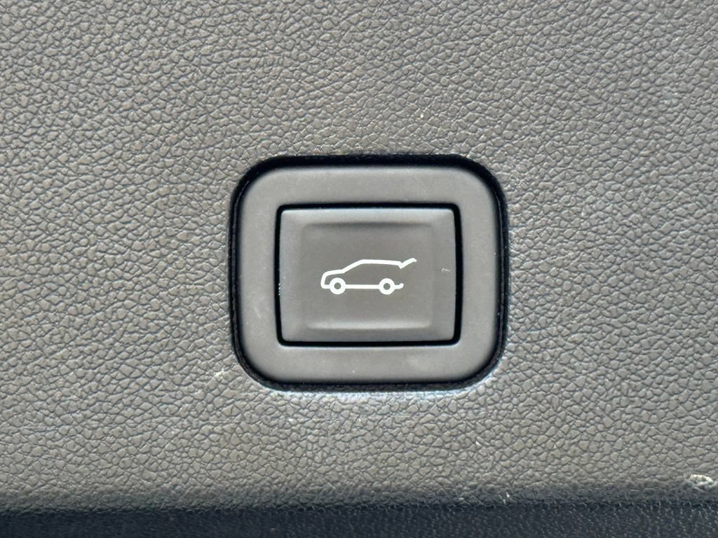 Certified 2024 Cadillac XT6 Sport w/ LPO, Onyx Lite Package AWD/4WD image 40