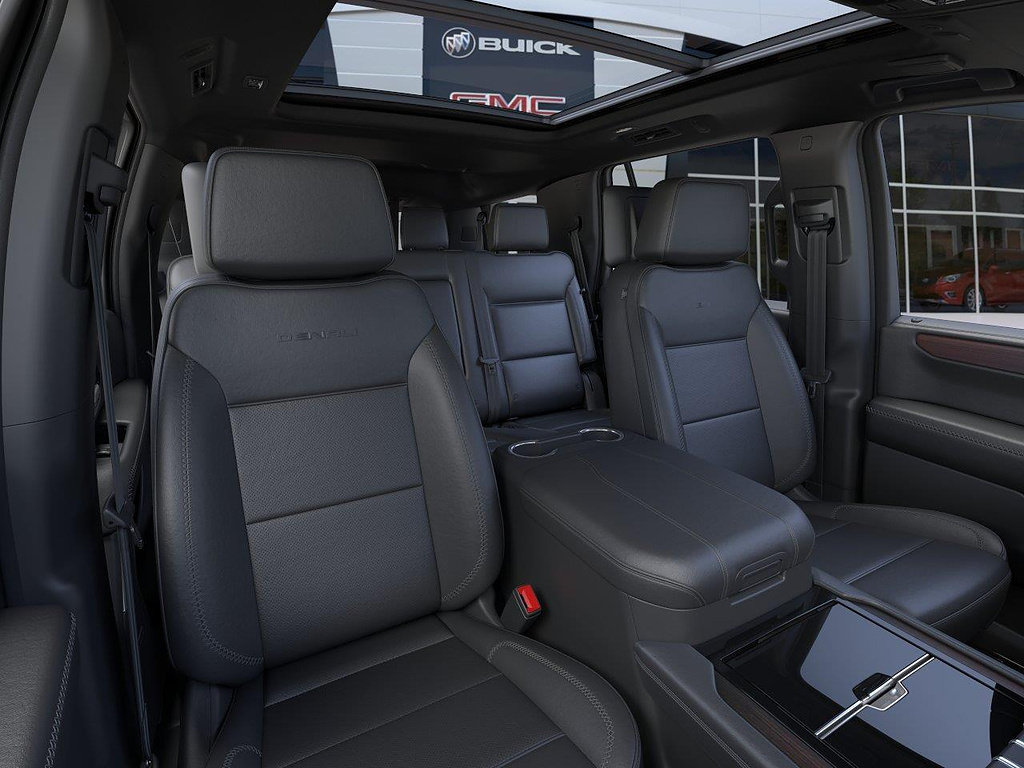 New 2026 GMC Yukon Denali w/ Denali Reserve Package AWD/4WD image 16