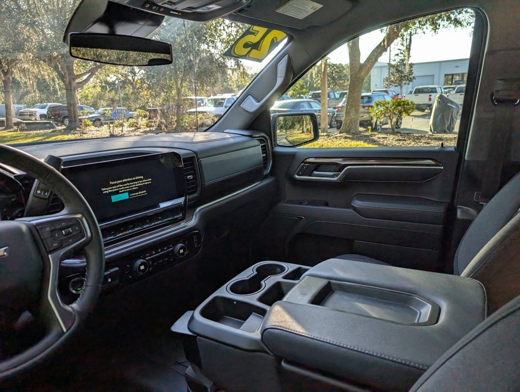 Used 2025 Chevrolet Silverado 1500 LT w/ Protection Package image 15