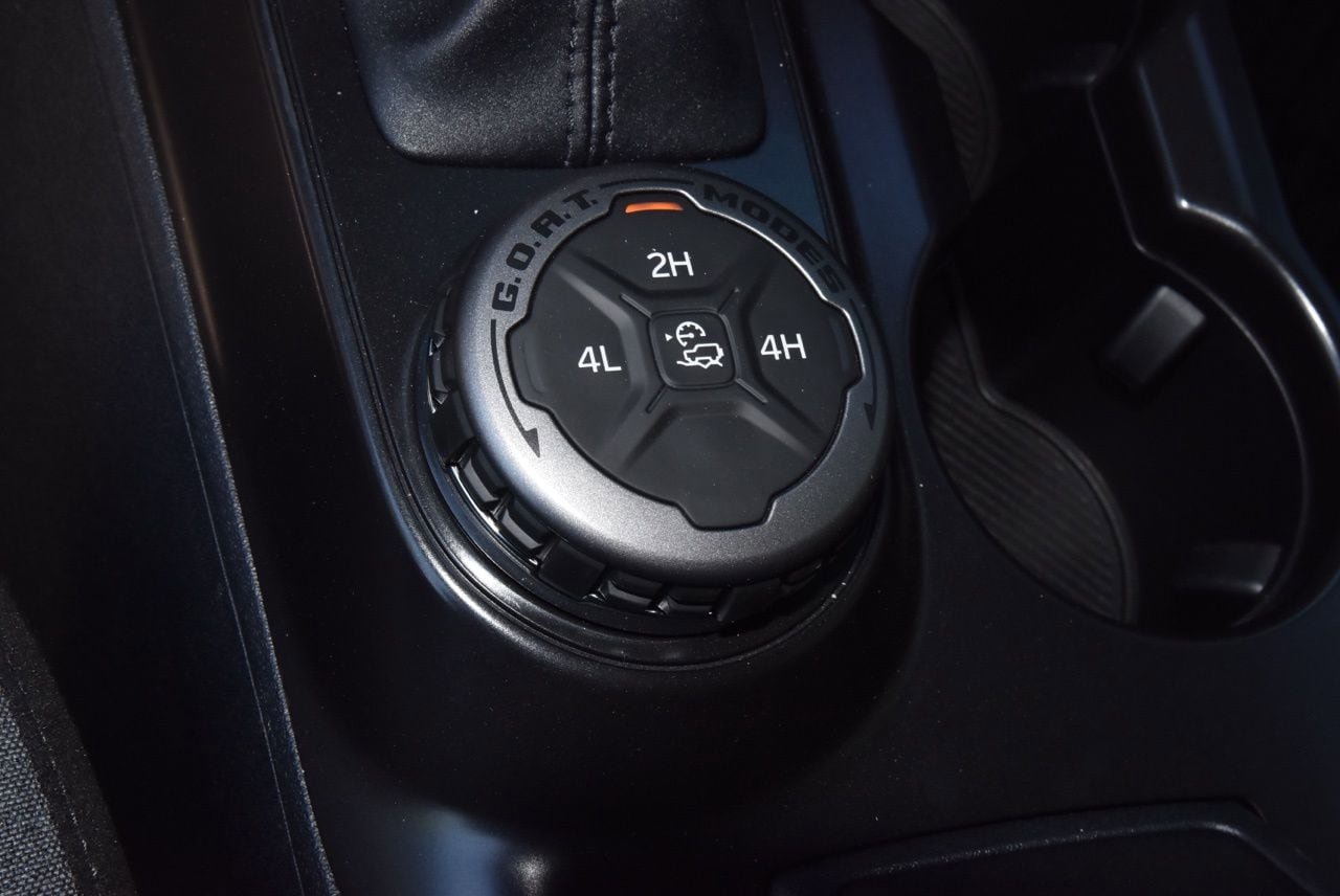 Used 2025 Ford Bronco 2-Door image 31