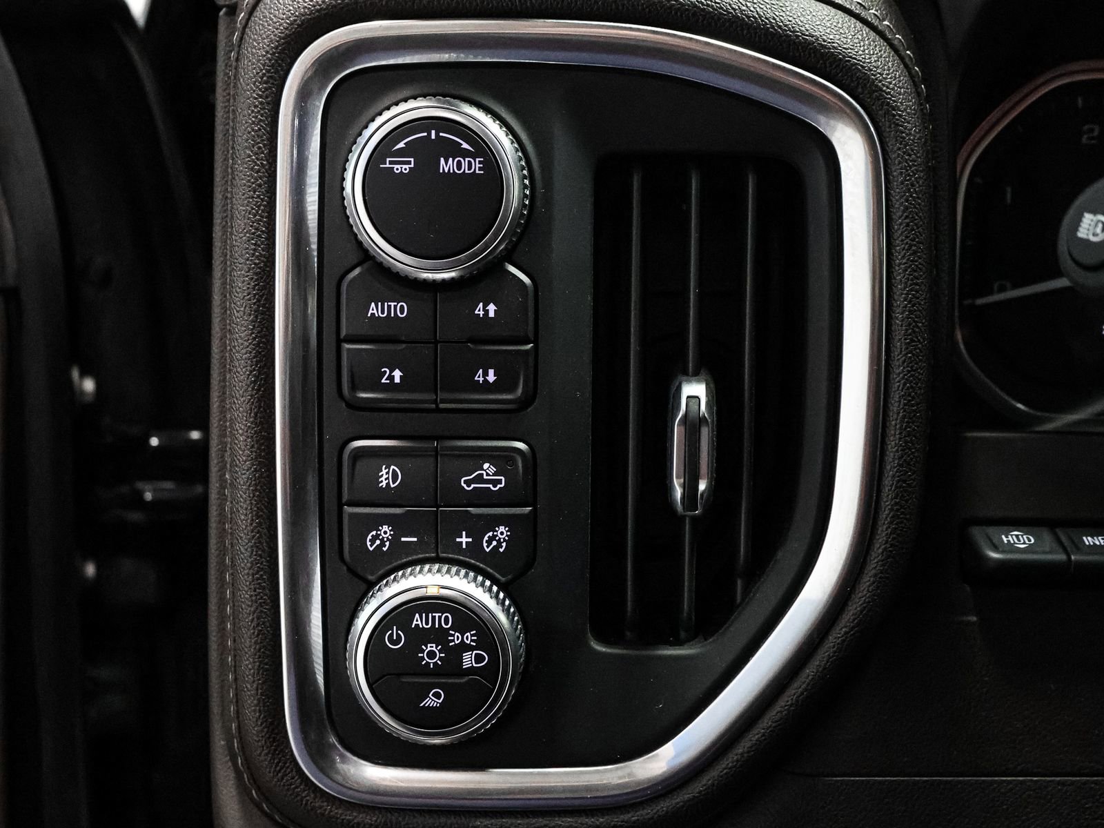 Used 2020 GMC Sierra 2500 SLT w/ SLT Premium Plus Package image 32